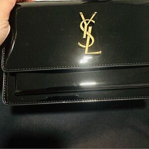 Yves Saint Laurent SUNSET MEDIUM Black Patent with Gold Logo